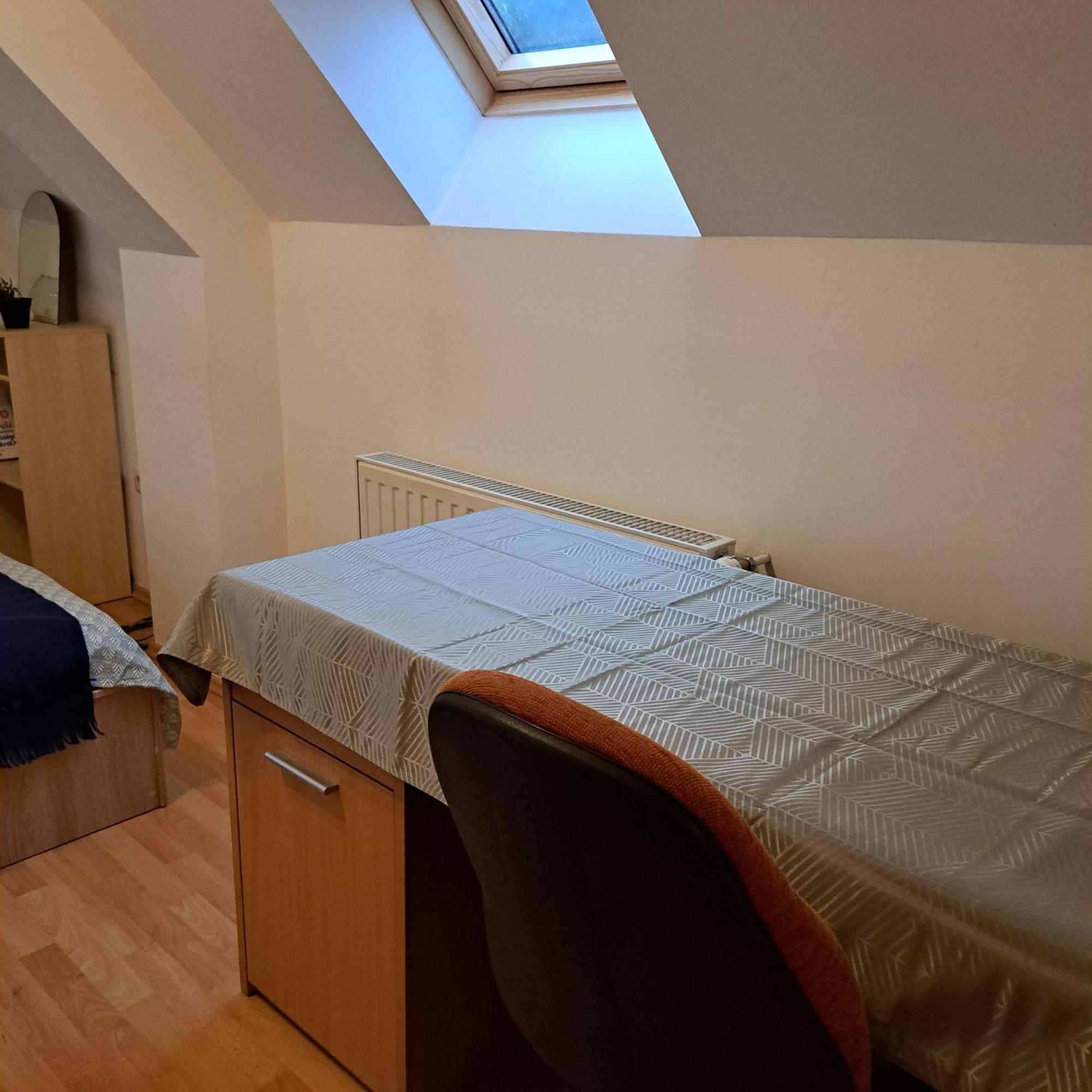 Zoeld Orom Apartman Lakas Göd المظهر الخارجي الصورة