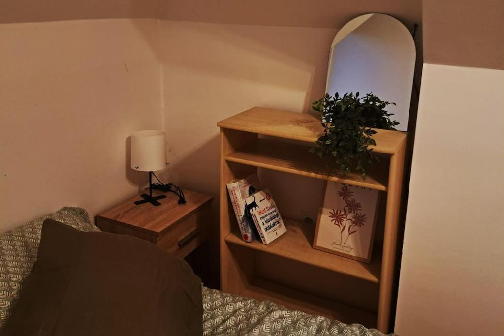 Zoeld Orom Apartman Lakas Göd المظهر الخارجي الصورة