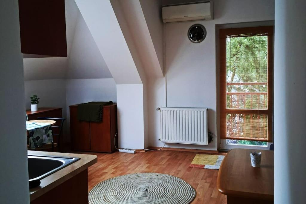 Zoeld Orom Apartman Lakas Göd المظهر الخارجي الصورة